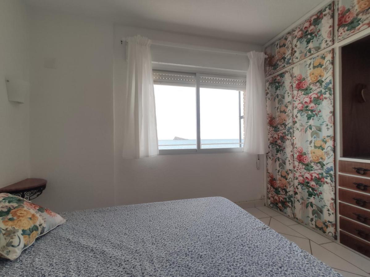 Apartamentos Mar I Vent Benidorm Bagian luar foto