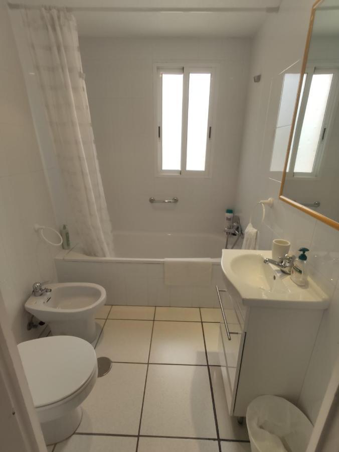 Apartamentos Mar I Vent Benidorm Bagian luar foto