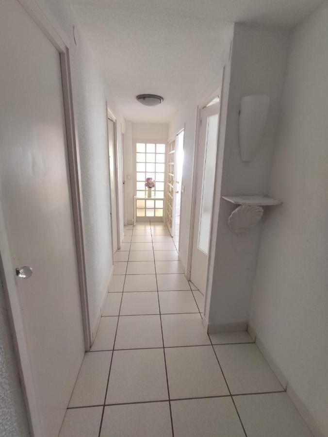 Apartamentos Mar I Vent Benidorm Bagian luar foto