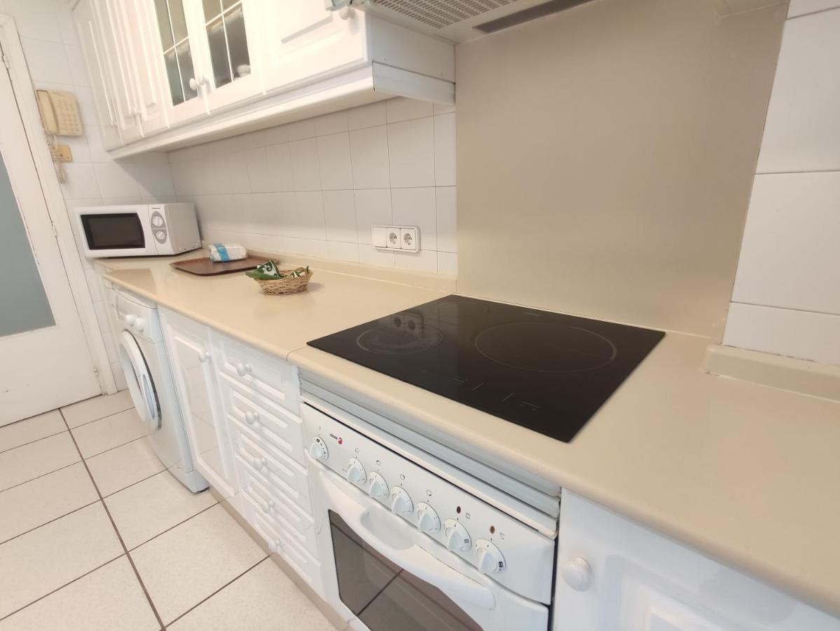 Apartamentos Mar I Vent Benidorm Bagian luar foto